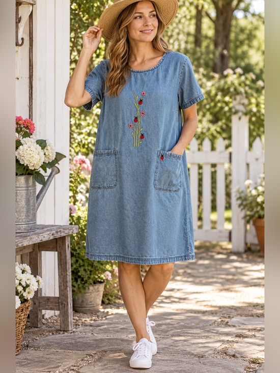Country Store Dresses & Skirts - Country Store Denim Ladybug Dress L Embroidered Cottagecore Cotton Grannycore